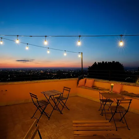 Terrazza Borghese Living דירה